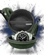 AKIELO Uhrengehäuse – Reise Uhrenbox Reinigungstuch und Geschenkbox – Für Männer und Frauen Armbanduhren und Smart Watch bis 54mm (Waldgrüne Ausgabe)